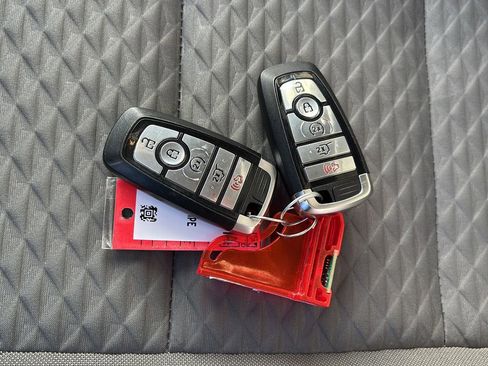 Used 2022 Ford Escape SE w/ Convenience Package image 41