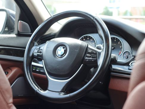 Used 2015 BMW 550i xDrive Sedan AWD/4WD image 14