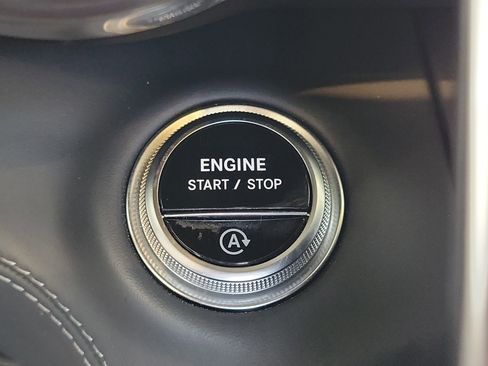 Used 2022 Mercedes-Benz SL 63 AMG 4MATIC image 30