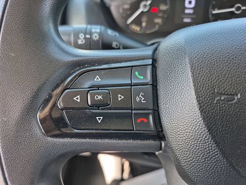 Used 2025 RAM ProMaster 2500 w/ Convenience Group FWD image 9
