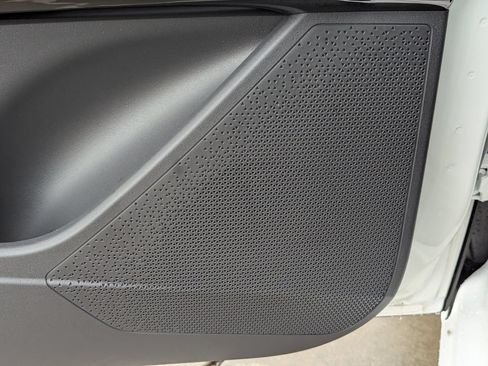 New 2026 Kia Niro Wind FWD image 22