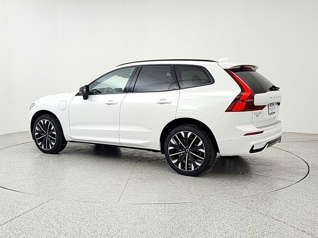 New 2026 Volvo XC60 T8 Ultra w/ Protection Package Premier AWD/4WD image 7
