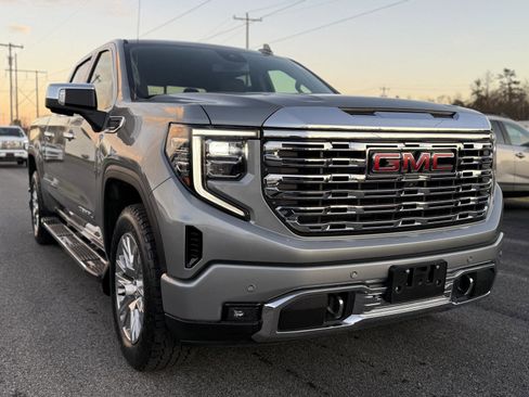 Certified 2023 GMC Sierra 1500 Denali image 3