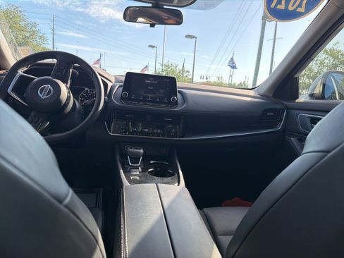 Used 2021 Nissan Rogue SV w/ Premium Package FWD image 22