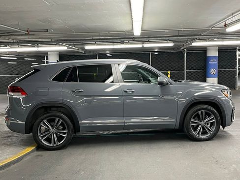 Used 2022 Volkswagen Atlas Cross Sport SEL R-Line image 40