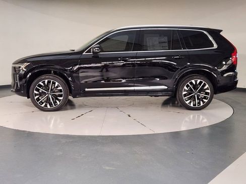 New 2026 Volvo XC90 B6 Plus w/ Protection Package Premier image 5