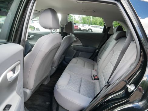 Used 2018 Kia Niro FE FWD image 35