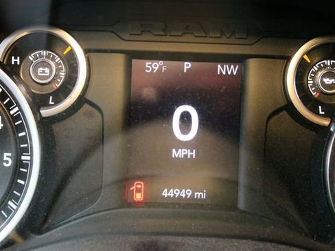 Used 2019 RAM 1500 Big Horn AWD/4WD image 18
