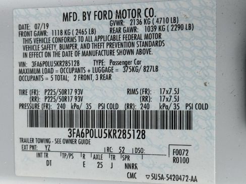 Used 2019 Ford Fusion SE FWD image 37