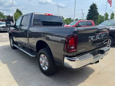 Certified 2025 RAM 2500 Big Horn AWD/4WD image 4