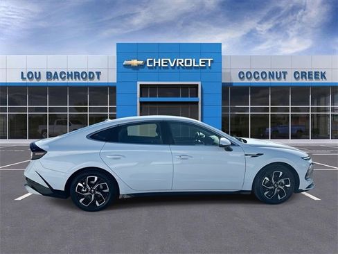 Used 2024 Hyundai Sonata SEL image 9