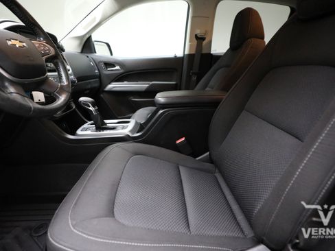 Used 2022 Chevrolet Colorado LT RWD image 10