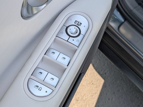 Certified 2024 Hyundai Ioniq 5 SEL RWD image 19