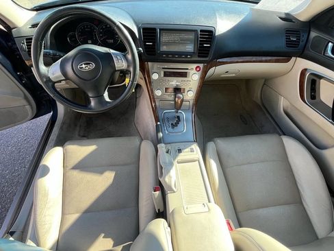 Used 2008 Subaru Outback 2.5i Limited L.L. Bean image 28