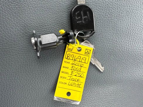 Used 2016 Ford F250 XL image 39