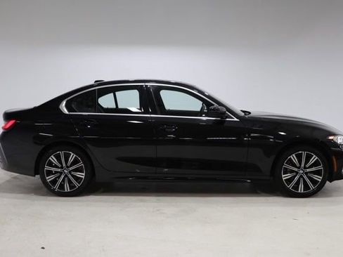 Used 2025 BMW 330i xDrive Sedan AWD/4WD image 9