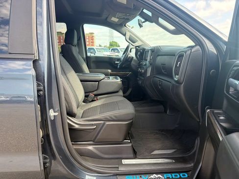 Used 2021 Chevrolet Silverado 1500 LT AWD/4WD image 24