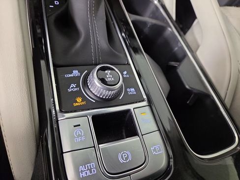 Certified 2024 Kia Telluride SX Prestige AWD/4WD image 26