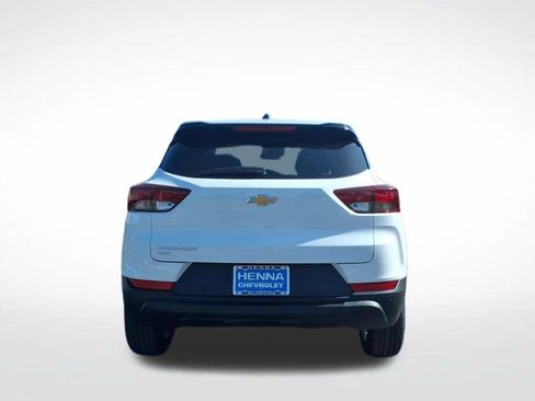 New 2026 Chevrolet TrailBlazer LS w/ LS Convenience Package AWD/4WD image 4