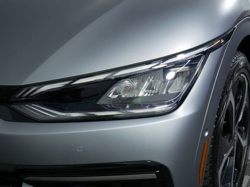 Certified 2024 Kia EV6 GT-Line AWD/4WD image 15