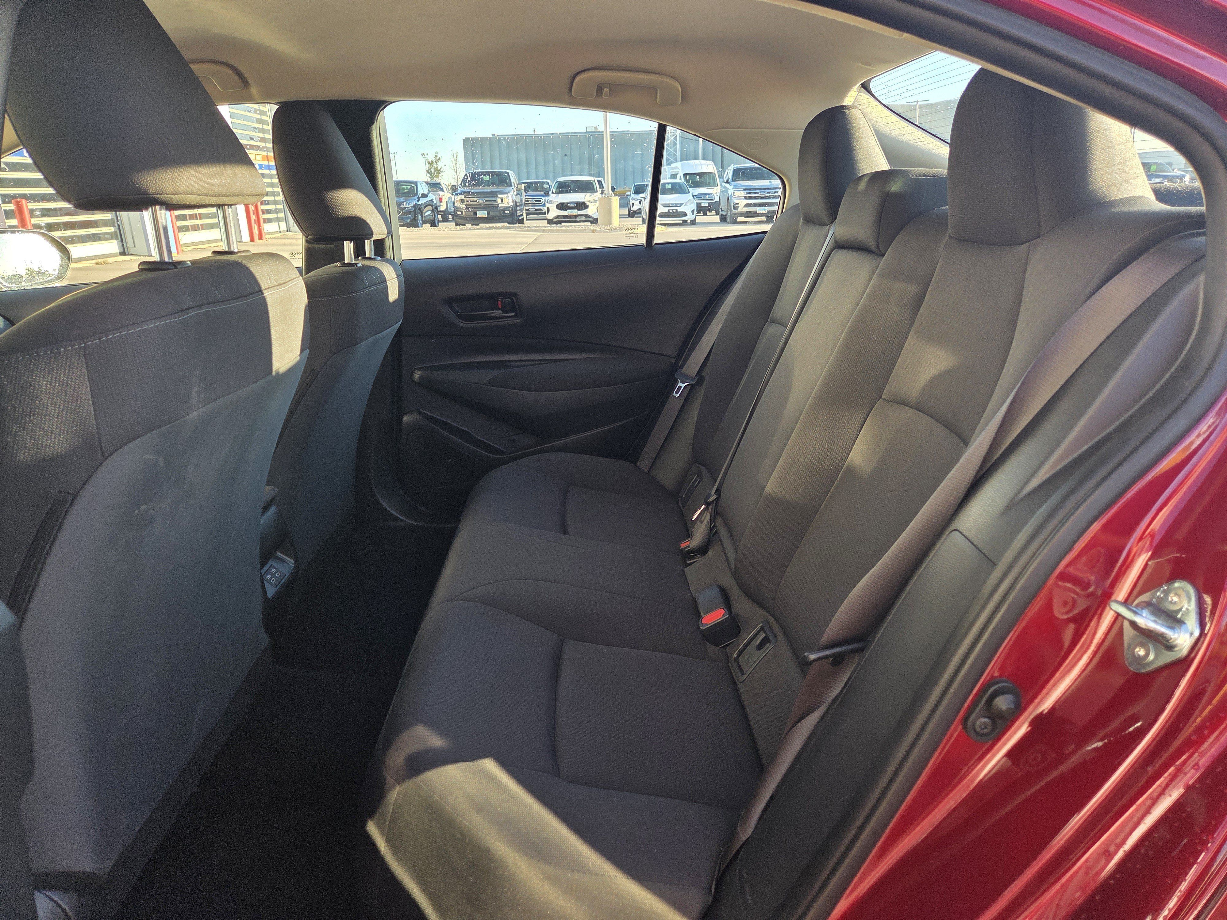 Used 2025 Toyota Corolla LE FWD image 9