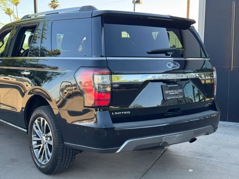 Used 2018 Ford Expedition Limited RWD image 49