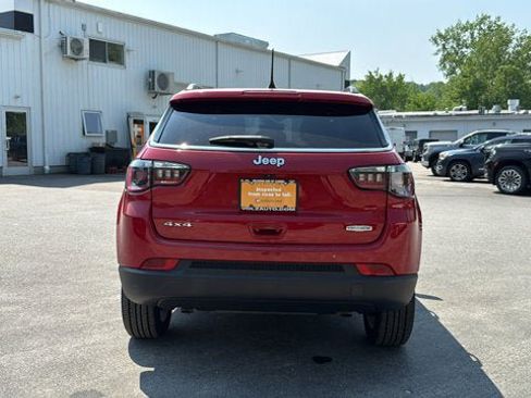 Certified 2023 Jeep Compass Latitude AWD/4WD image 7