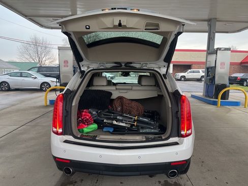 Used 2012 Cadillac SRX Luxury image 12