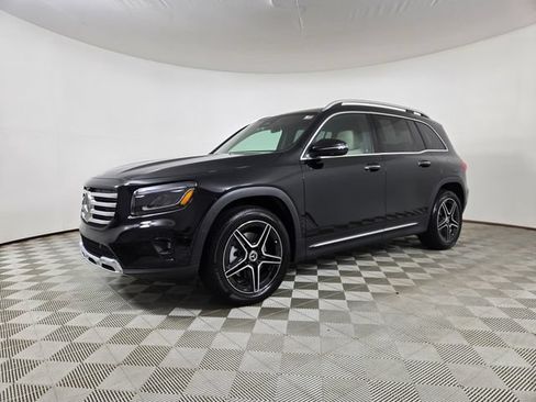 Certified 2026 Mercedes-Benz GLB 250 4MATIC image 7