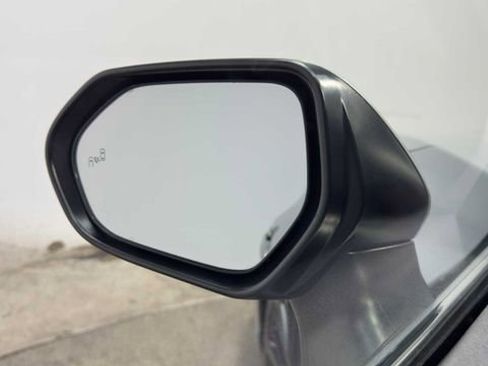 Used 2022 Toyota Camry SE w/ Convenience Package image 11