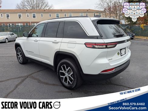 Used 2024 Jeep Grand Cherokee Limited image 5