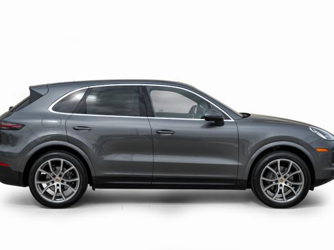 Used 2020 Porsche Cayenne image 7