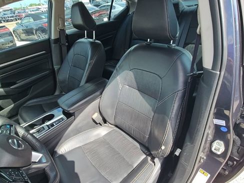 Used 2020 Nissan Altima 2.5 SL FWD image 17