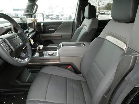 New 2025 GMC Hummer EV 3X image 5