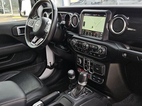 Used 2022 Jeep Wrangler Unlimited Rubicon w/ Trailer Tow Package image 31