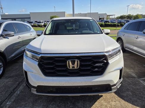 Used 2023 Honda Pilot EX-L image 2