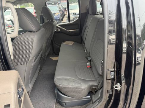 Used 2018 Nissan Frontier PRO-4X AWD/4WD image 7