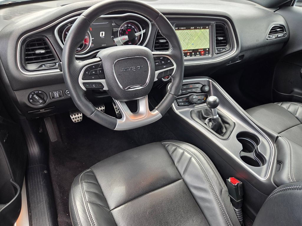 Used 2018 Dodge Challenger SRT RWD image 14
