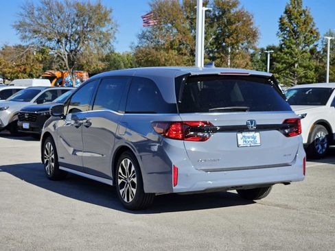 New 2026 Honda Odyssey Elite image 4