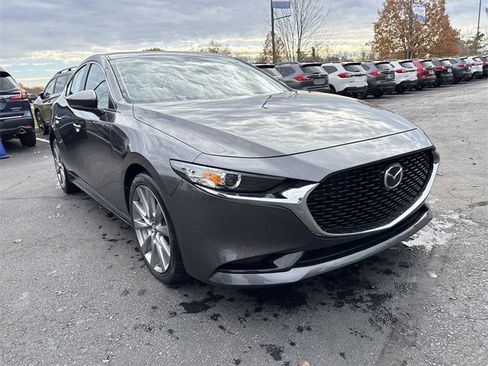 Used 2022 MAZDA MAZDA3 s image 2