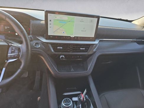 Used 2025 Ford Explorer Platinum w/ LUX Leather Package image 11