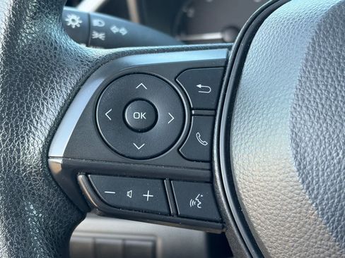 Used 2024 Toyota Corolla LE FWD image 10