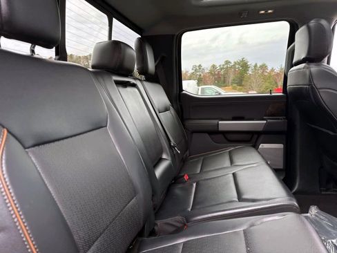 Used 2025 Ford F450 Lariat image 15