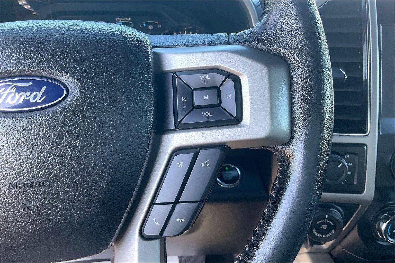 Used 2019 Ford F150 Lariat w/ Max Trailer Tow Package AWD/4WD image 21