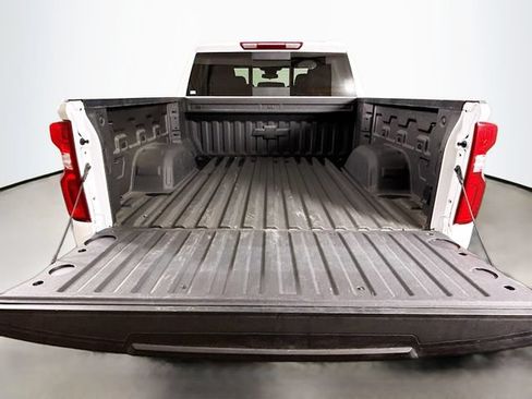 Used 2025 Chevrolet Silverado 1500 LT Trail Boss w/ Convenience Package II AWD/4WD image 26