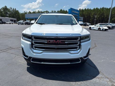 Used 2023 GMC Acadia SLT w/ Technology Package FWD image 7