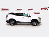 Used 2024 GMC Terrain SLT image 3