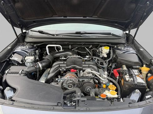 Used 2017 Subaru Outback 3.6R Limited image 9