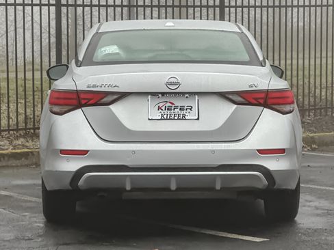 Used 2021 Nissan Sentra SV image 5