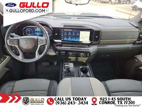 Used 2025 Chevrolet Silverado 1500 ZR2 w/ Technology Package image 12